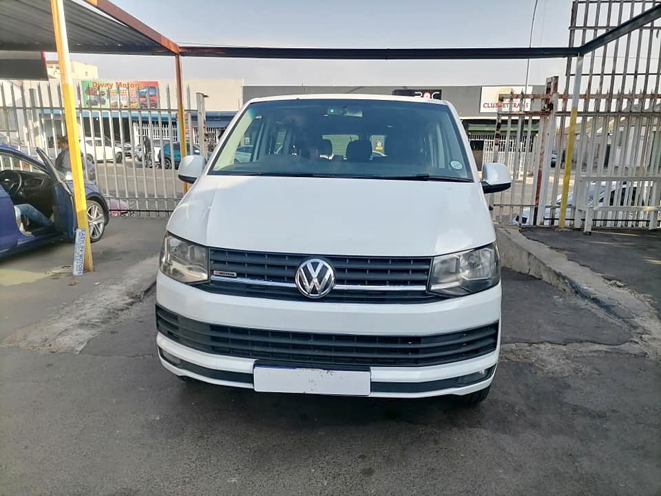 2017 Volkswagen Transport 4Motion Automatic with a leather seat Seven seater