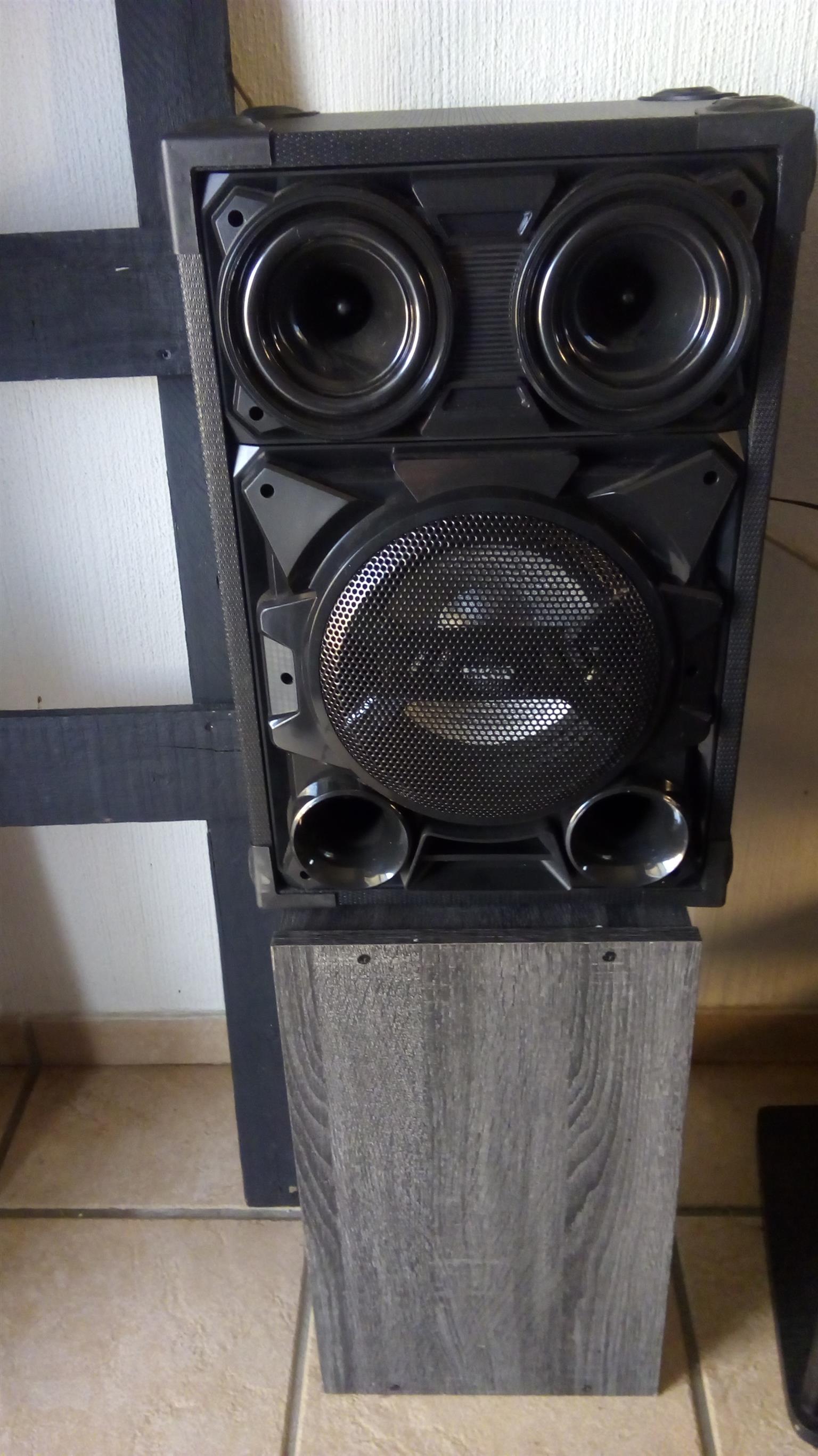 ECCO-MV-9938 Active Speaker 