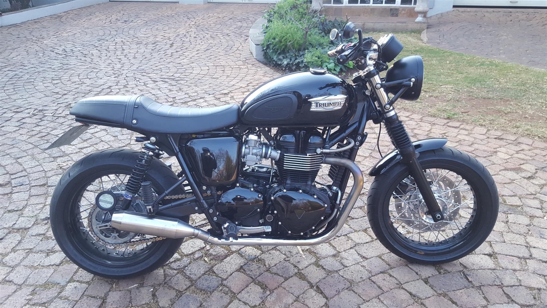 triumph scrambler 900 efi