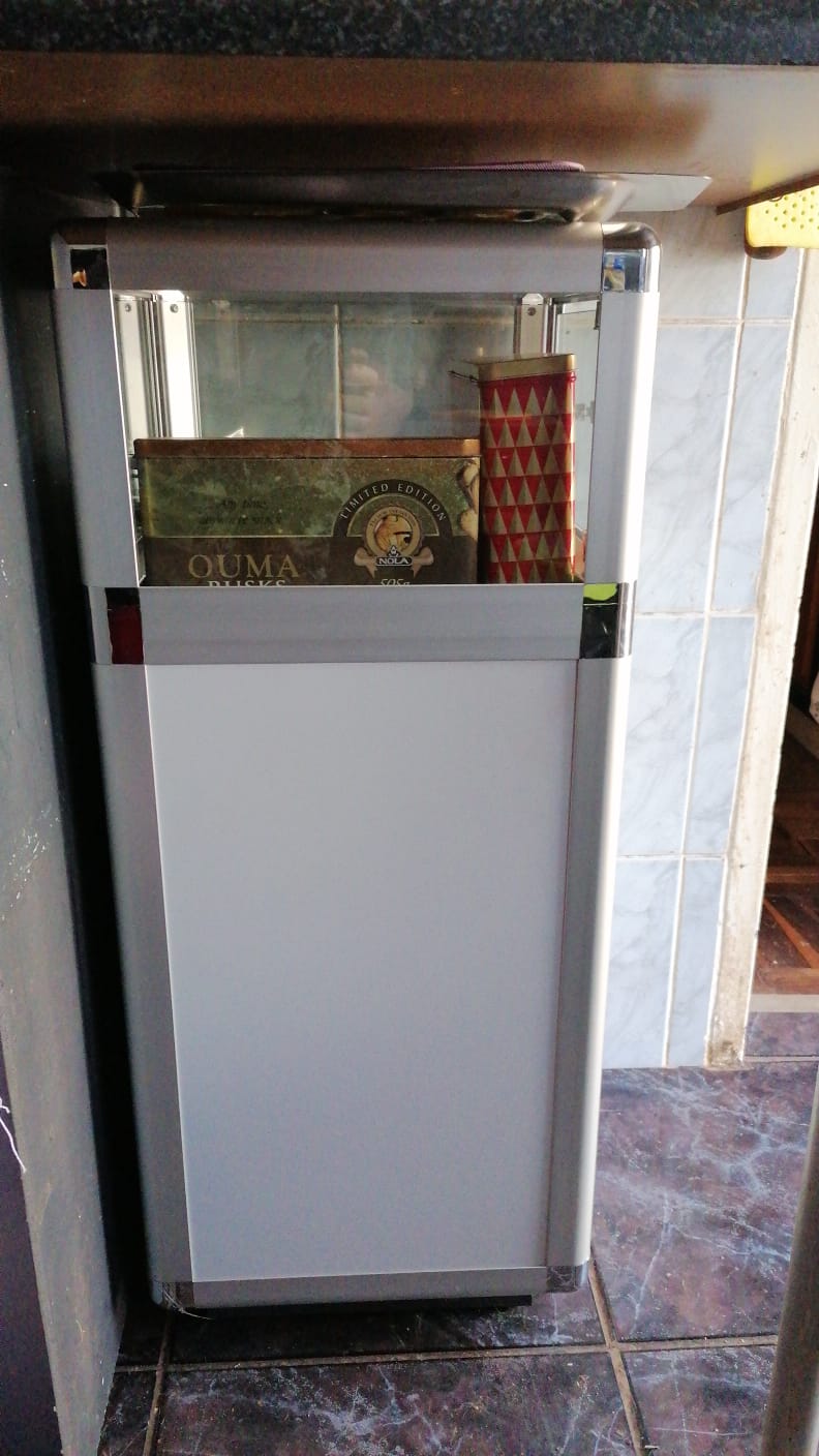 Good day, It's Willie and I have new small glass display cabinets for sale