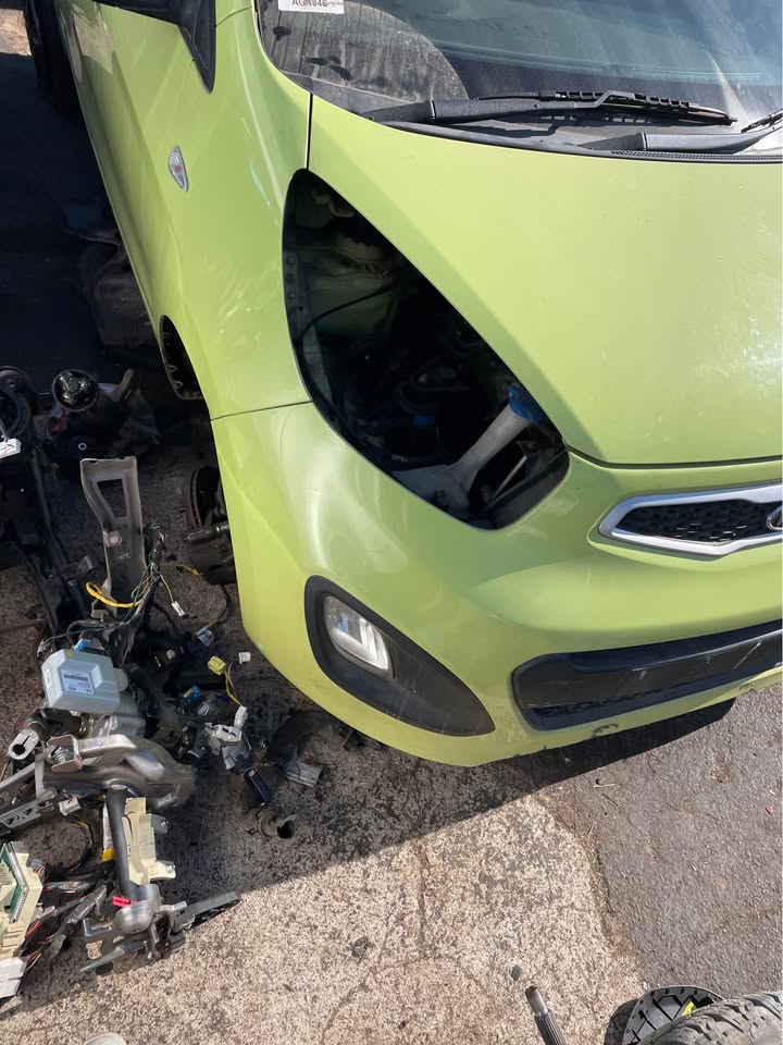 Kia Picanto 2013 manual 1.0 for stripping Call or dm - Private Seller Kia Picanto 2013 manual 1.0 for stripping Call or dm - Private Seller