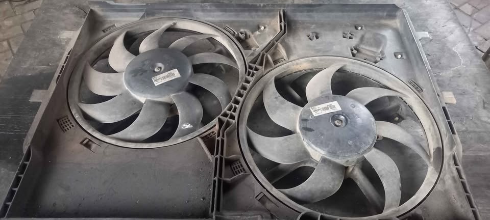 Peugeot boxer 2.2 hdi dual fans - Private Seller