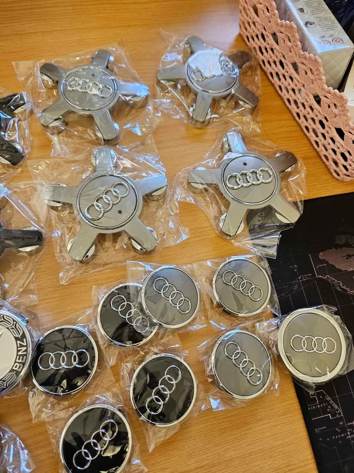 Audi and Mercedes Wheel Caps / Center Caps (pair of 4) - Private Seller
