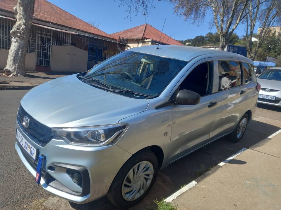 2022 Toyota Rumion 1.5 7Seater, Petrol Manual, Blue, 54000Kms