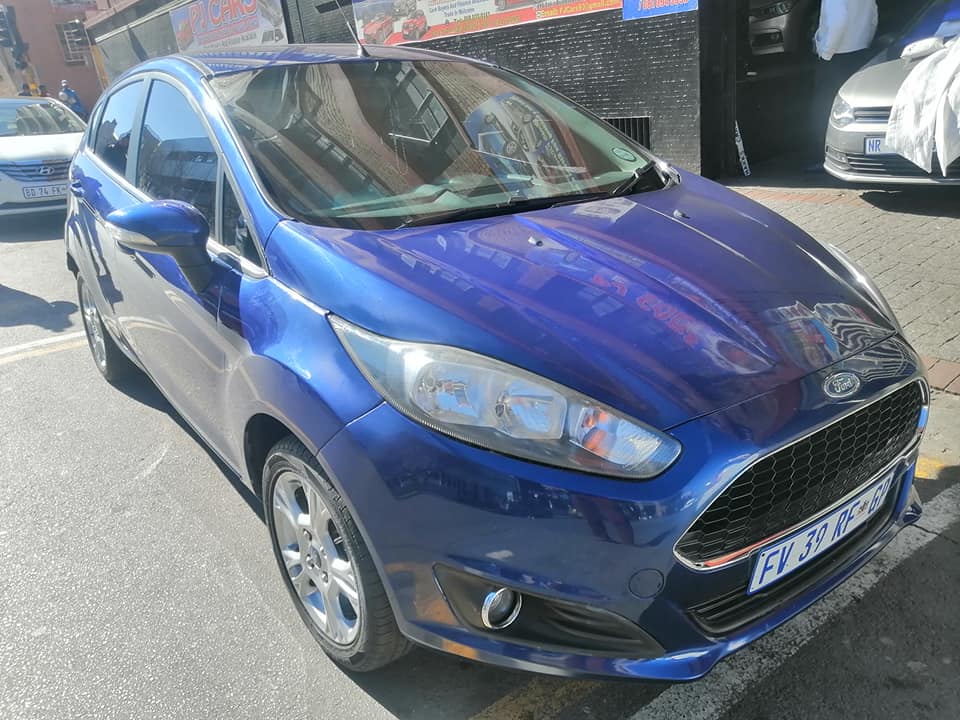 2017 Ford Fiesta 1.4 Automatic 73000km