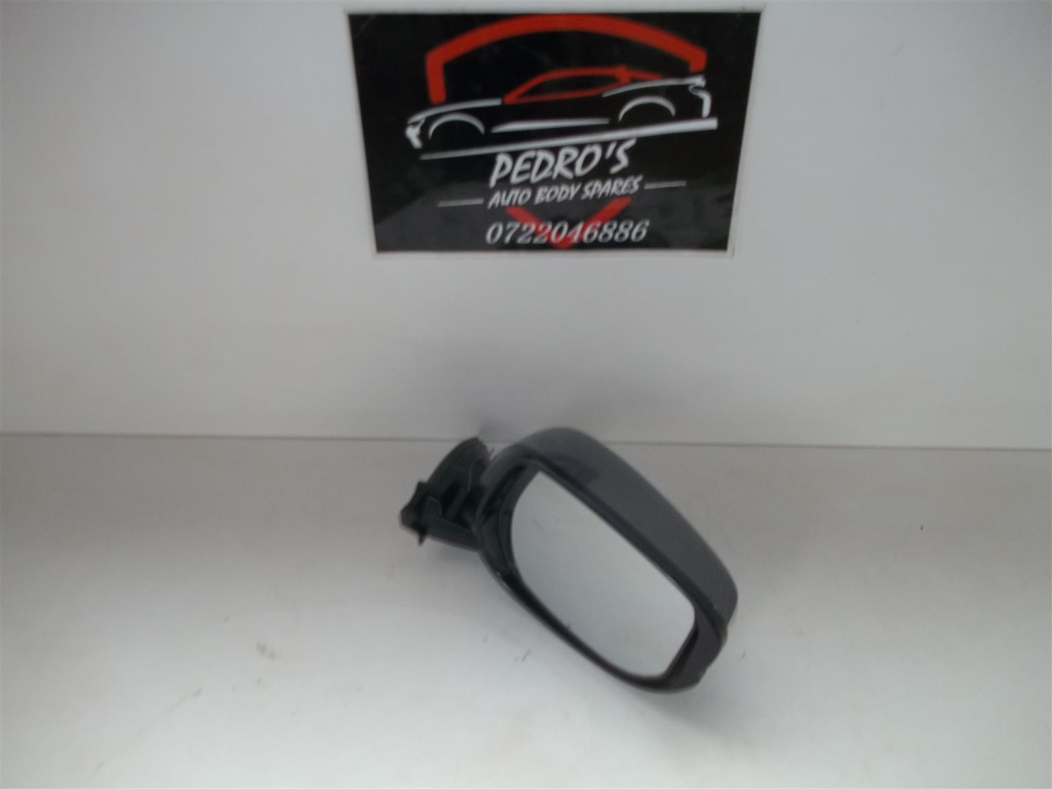 Honda (Right) side mirror - Private Seller Honda (Right) side mirror - Private Seller