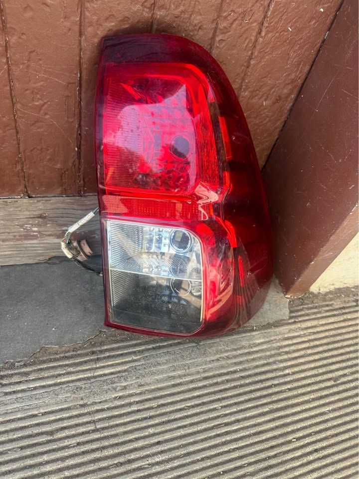 Toyota Hilux gd6 right side taillight - Private Seller Toyota Hilux gd6 right side taillight - Private Seller