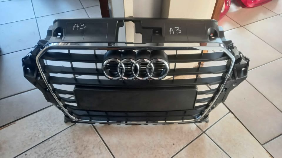 AUDI A3 GRILL - Private Seller