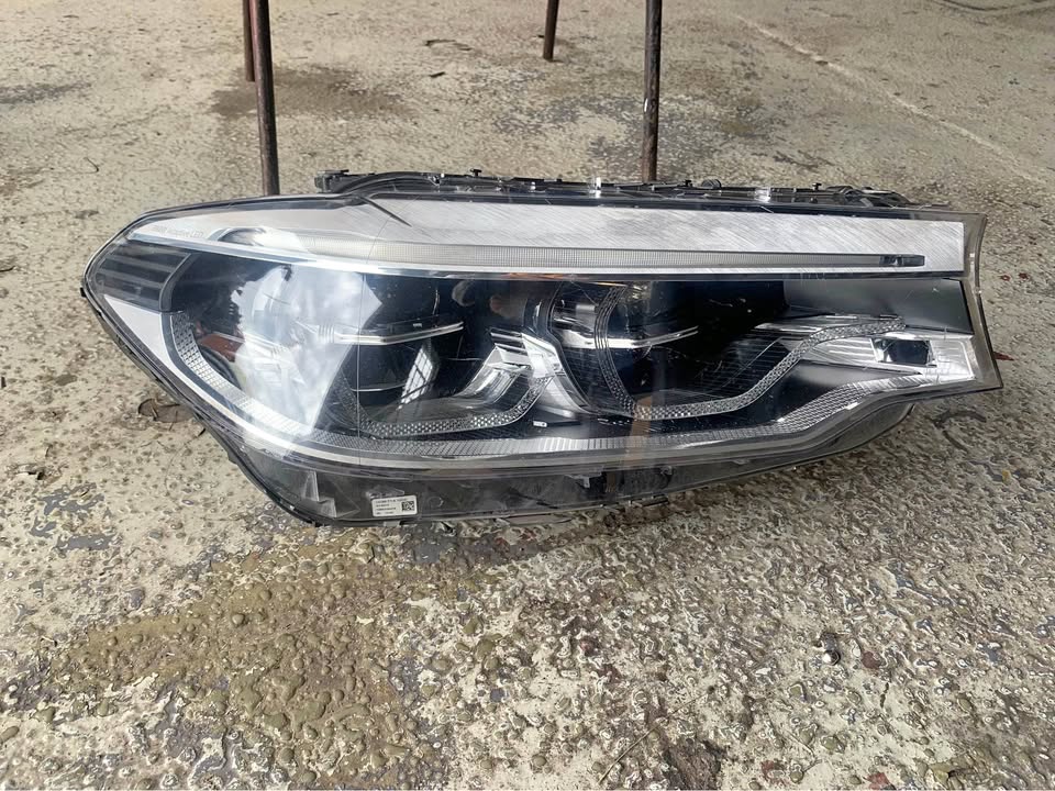 BMW G32 adaptive led headlight RHS