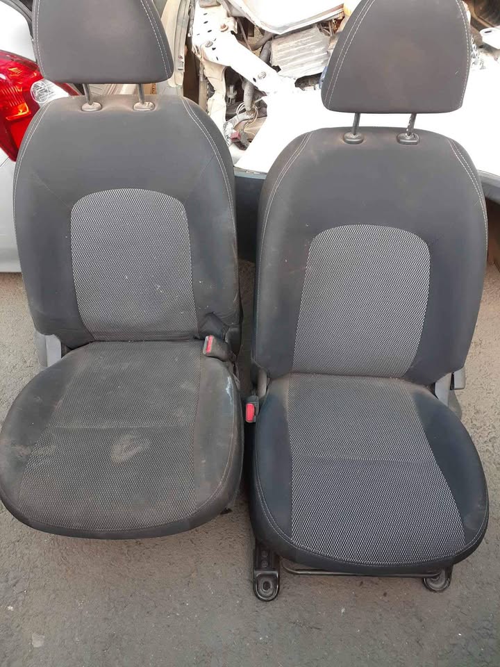 2018 Nissan almera seat set available Call or whatsapp Jimmy - Private Seller