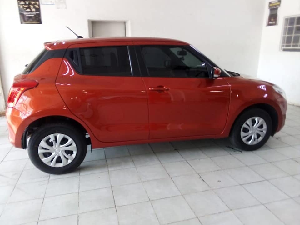 2021 SUZUKI SWIFT  1.2 GL  43 000km Orange  Service Book