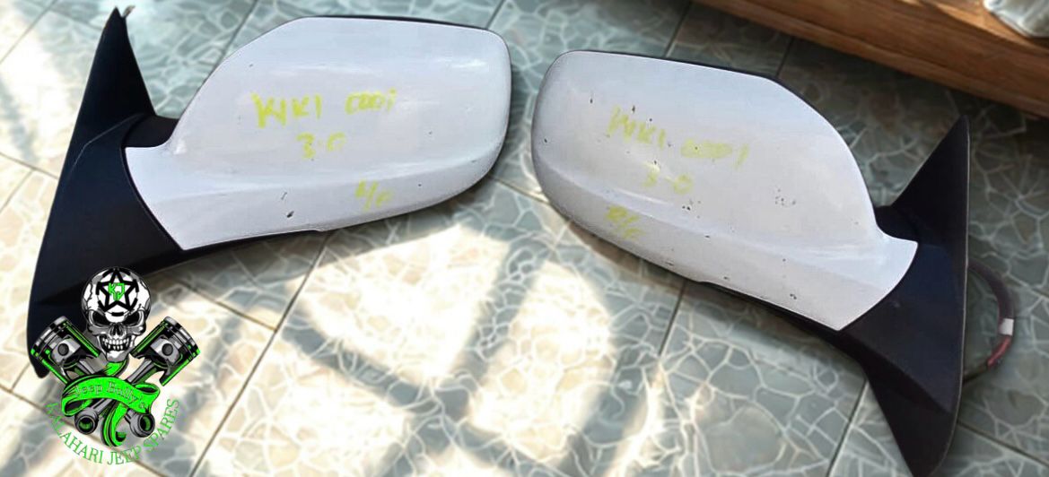 Jeep Grand Cherokee Wk1 Side Mirrors - Private Seller