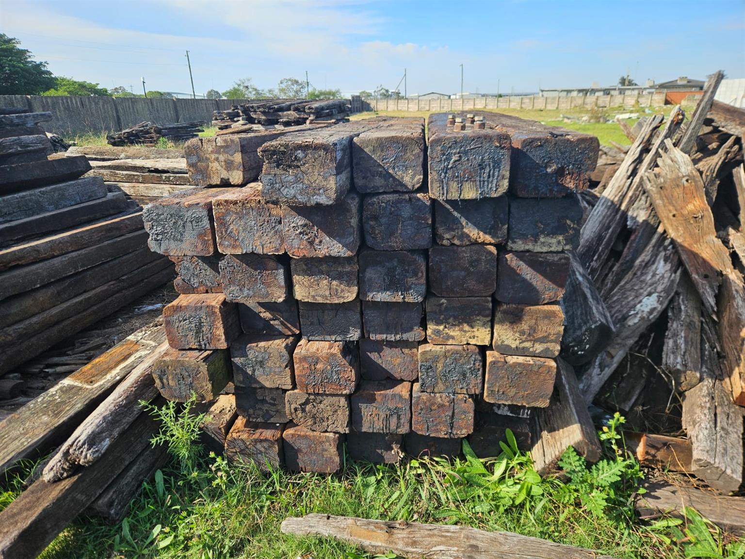 railway wooden sleepers