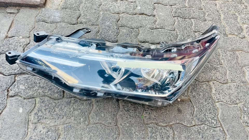 Toyota Corolla Prestige headlight 2018 - Private Seller Toyota Corolla Prestige headlight 2018 - Private Seller