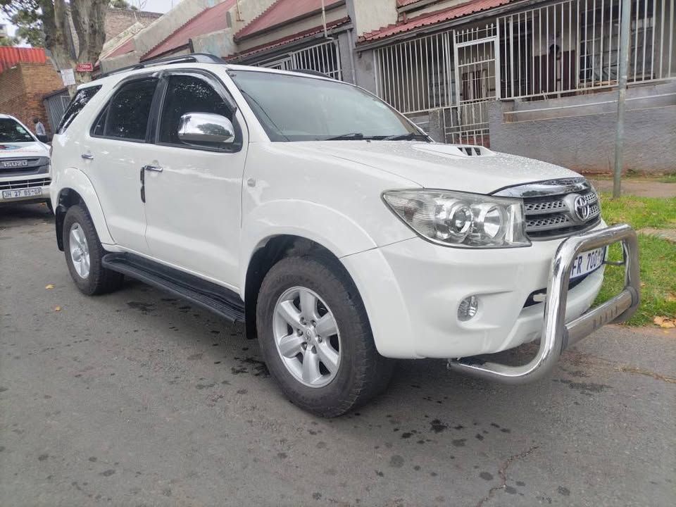 2010 Toyota Fortuner 3.0 d4d 4x2 Automatic