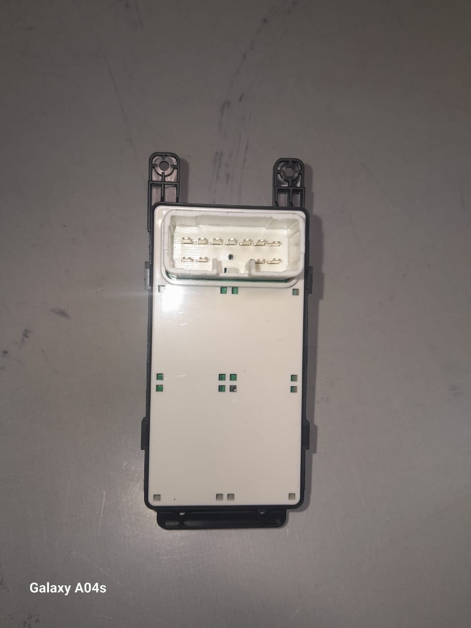HYUNDAI I20 WINDOW CONTROL SWITCH 2 BUTTON FOR SALE - Private Seller