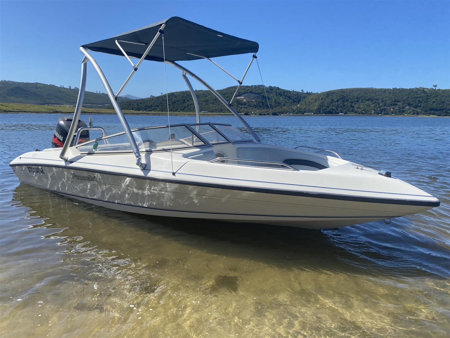 Panache 1850 SL – 8-Seater Bowrider with Yamaha VMAX 200HP