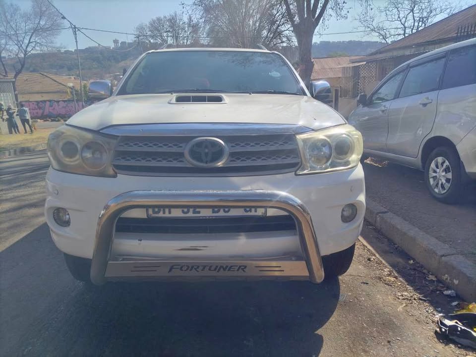 2011 Toyota fortuner 3.0 D4D Automatic