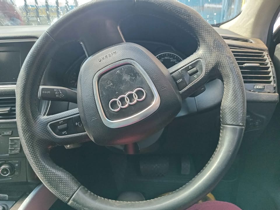 Audi Q5 stripping for parts
