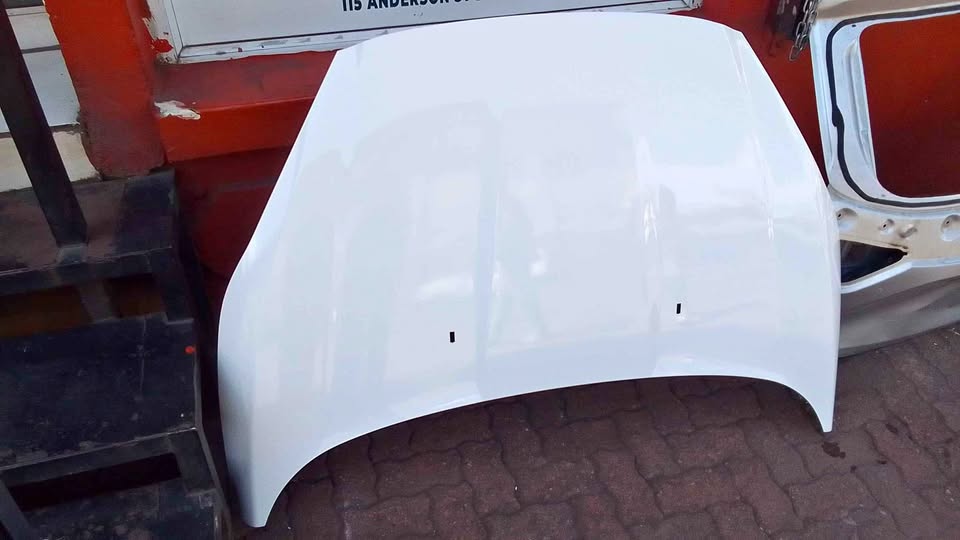 Ford fiesta bonnet - Private Seller
