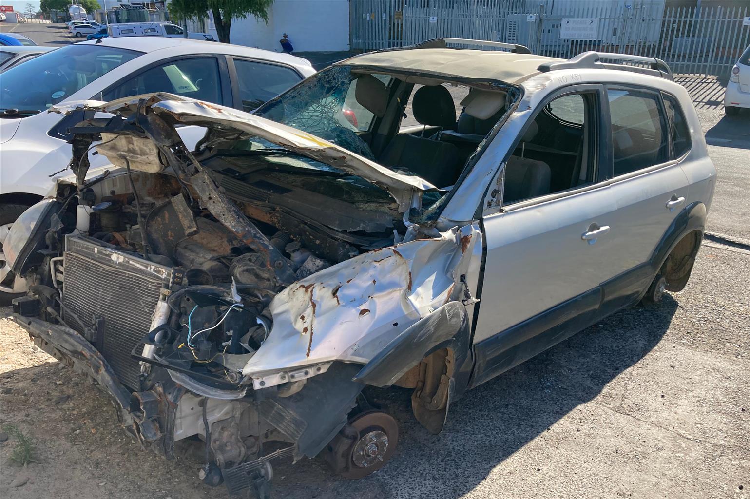 2007 Hyundai Tusson 2.0 #G4GC Spares - Private Seller 2007 Hyundai Tusson 2.0 #G4GC Spares - Private Seller