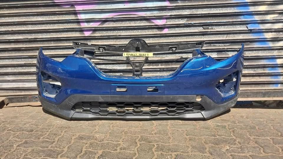 Renault Triber bumper - Private Seller Renault Triber bumper - Private Seller