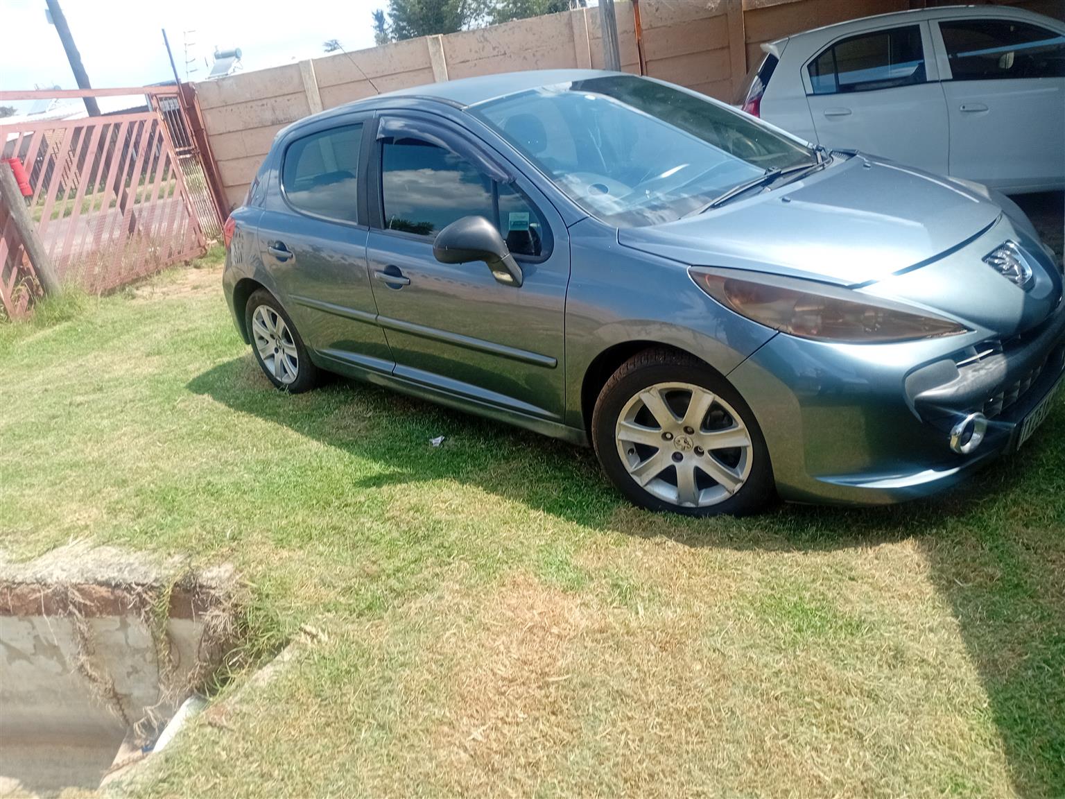 Used 2007 Peugeot 207 1.6 Dynamic - Private Seller Used 2007 Peugeot 207 1.6 Dynamic - Private Seller