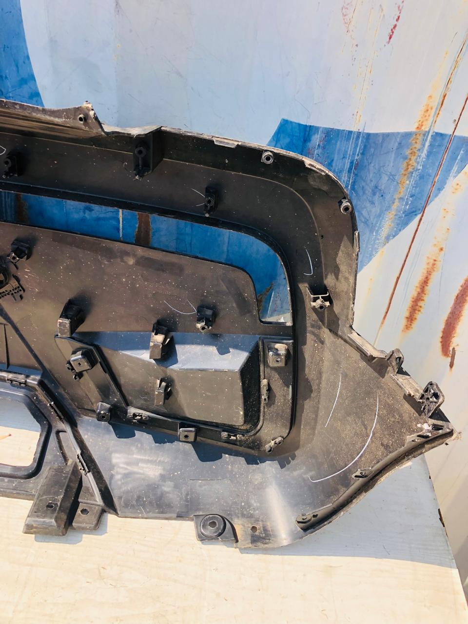 Mahindra XUV 3X0 rear/back bumper (restored) - Private Seller