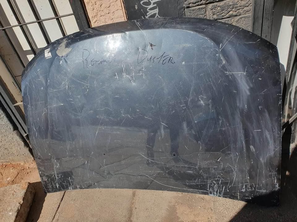 Renault Duster bonnet - Private Seller Renault Duster bonnet - Private Seller