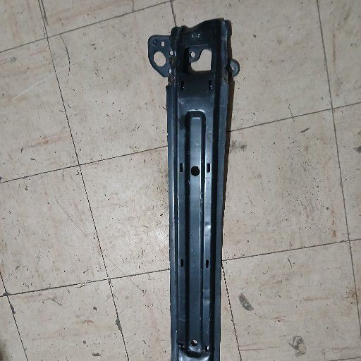 Hyundai i10 stiffener - Private Seller Hyundai i10 stiffener - Private Seller