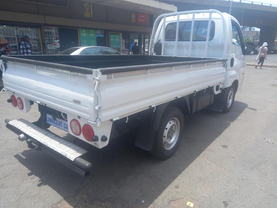 2018 KIA K2700 2.7 MANUAL TRANSMISSION, MILEAGE 120000KM