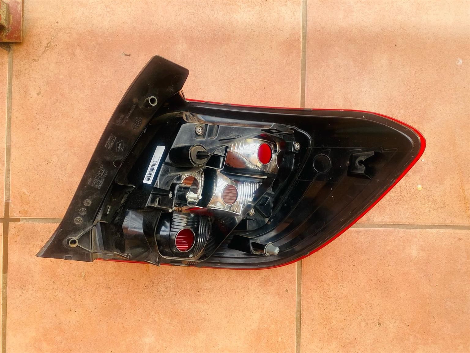 Renault sandero left tail light for sale - Private Seller Renault sandero left tail light for sale - Private Seller