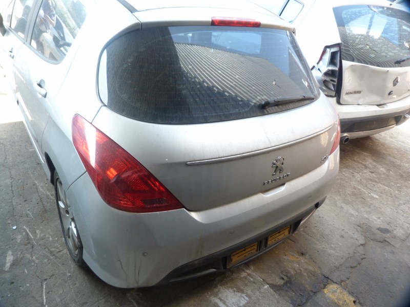 Peugeot 308 1.6 Premium Active Manual Silver - 2012 STRIPPING FOR SPARES - Private Seller