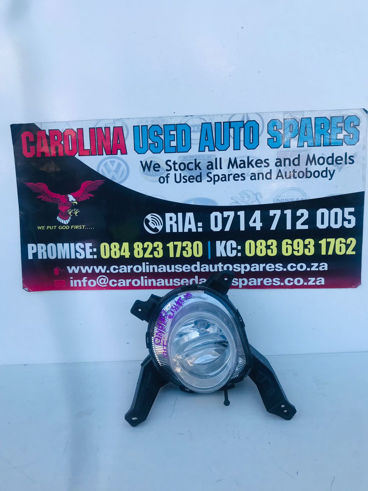 Hyundai Grand I10 right side fog lights - Private Seller Hyundai Grand I10 right side fog lights - Private Seller