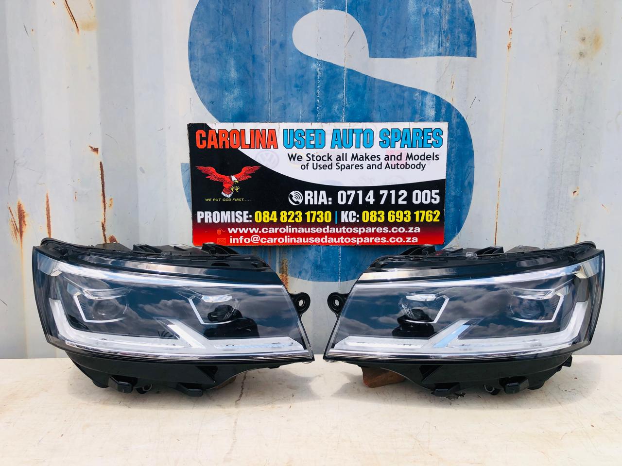 VW Transporter and Kombi T7 left and right side LED xenon headlight (2024) - Private Seller VW Transporter and Kombi T7 left and right side LED xenon headlight (2024) - Private Seller