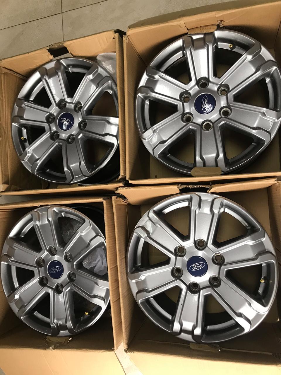 Ford Ranger XLT 17 mag rims - Private Seller