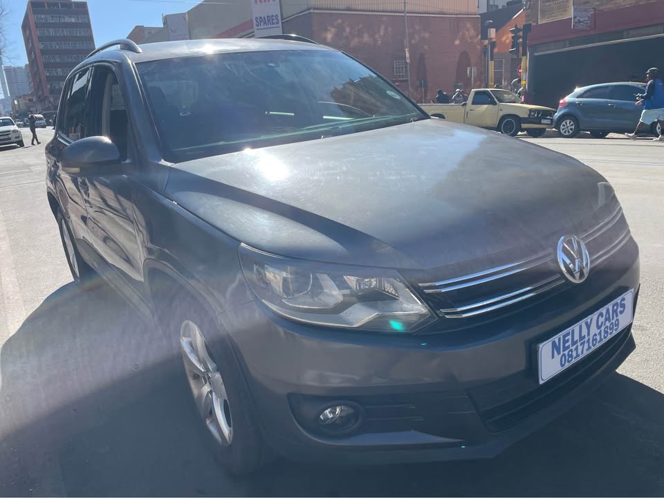 2014 VW Tiguan 2.0 TSI Manual 75000km