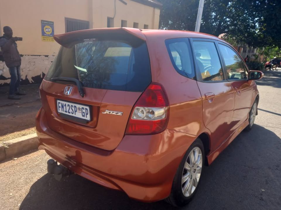 2008 Honda Jazz 1.5 Petrol, Manual,  Orange, 105000km