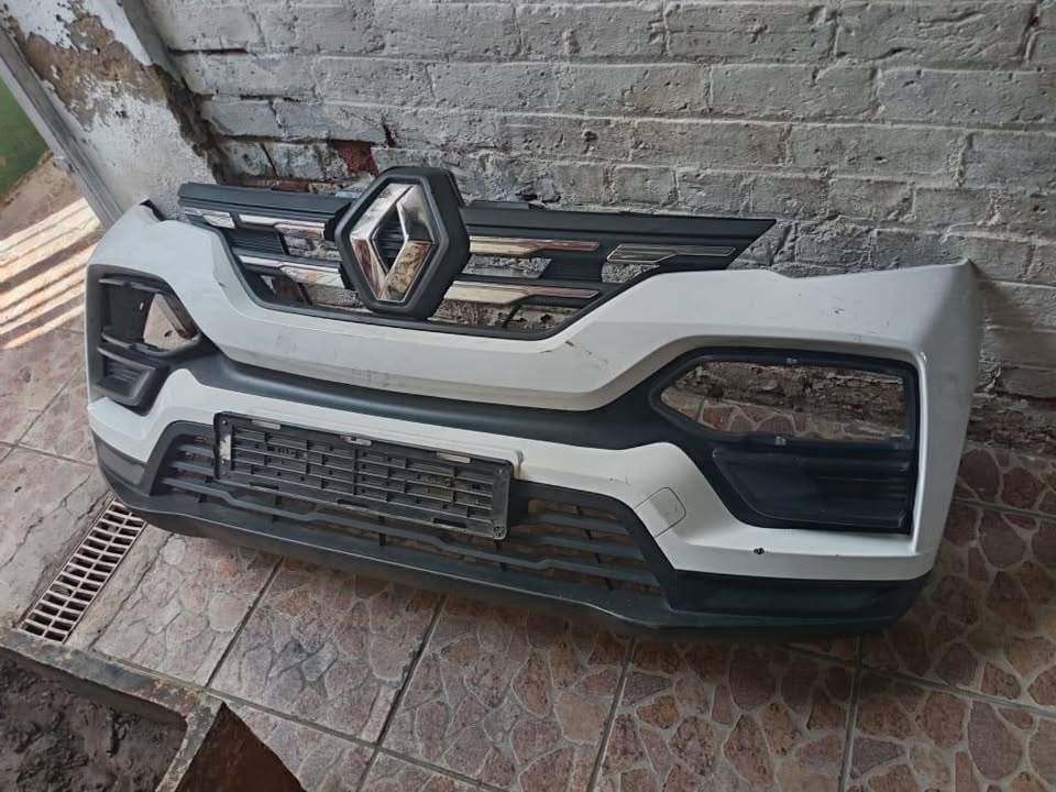Renault Kiger Complete Bumper - Private Seller Renault Kiger Complete Bumper - Private Seller