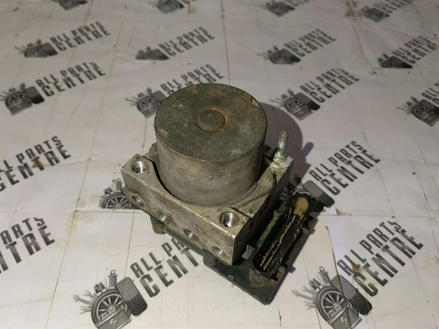 Nissan Micra CR14 ABS pump for sale – Used