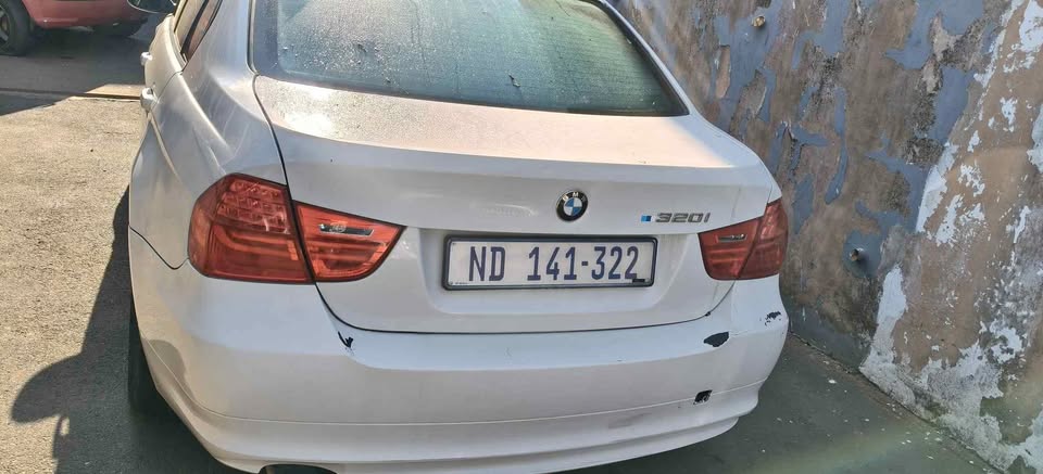 BMW 320i E90 Manual 2011 Lci Stripping for spares - Private Seller BMW 320i E90 Manual 2011 Lci Stripping for spares - Private Seller