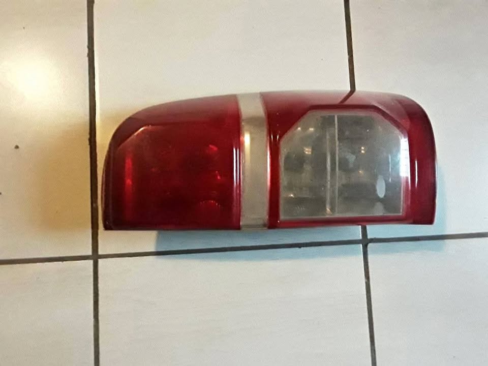 Right hand side Tail light For 2011 - 2015 toyota Hilux OEM part - Private Seller Right hand side Tail light For 2011 - 2015 toyota Hilux OEM part - Private Seller