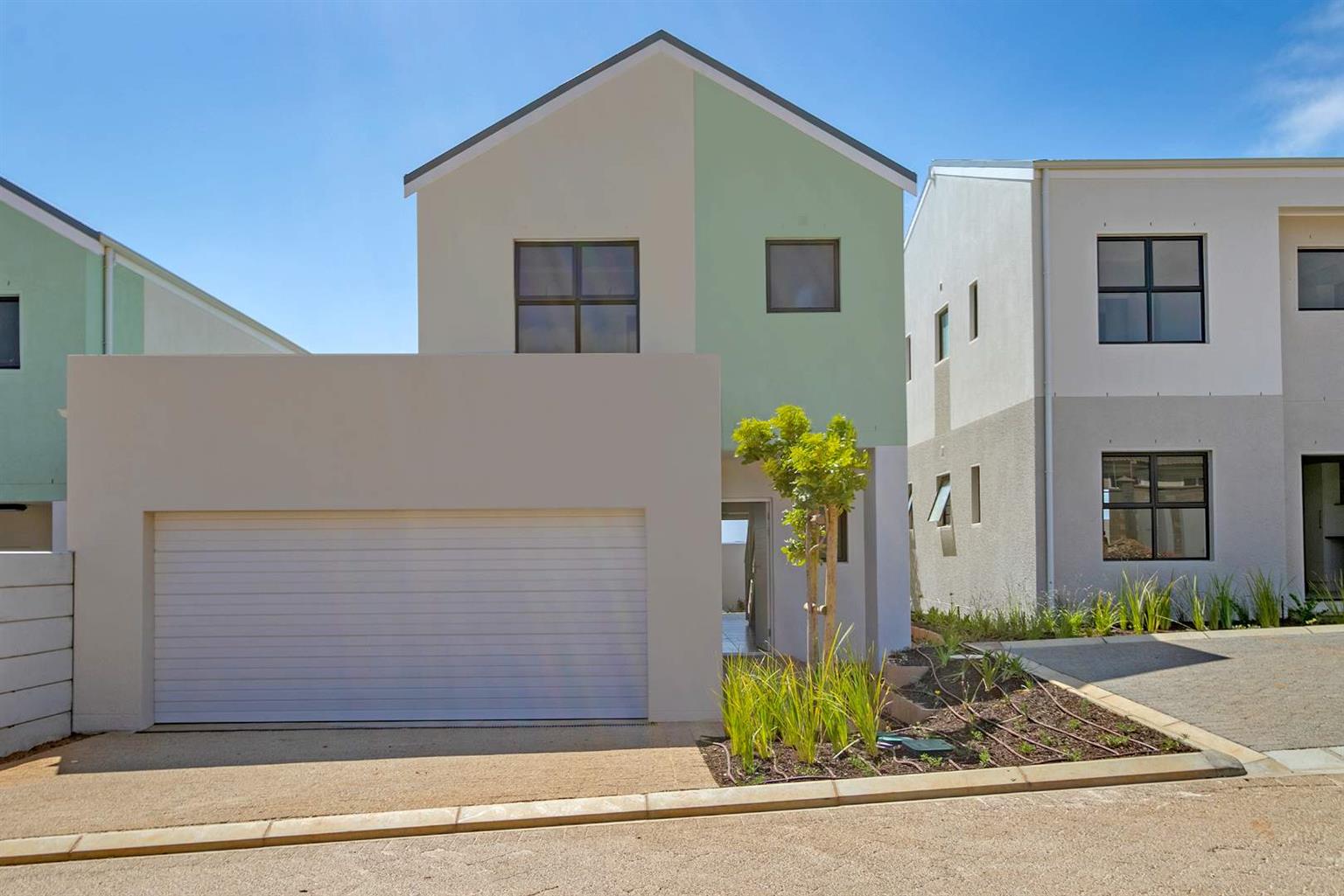 Townhouse Rental Monthly in Cape Gate