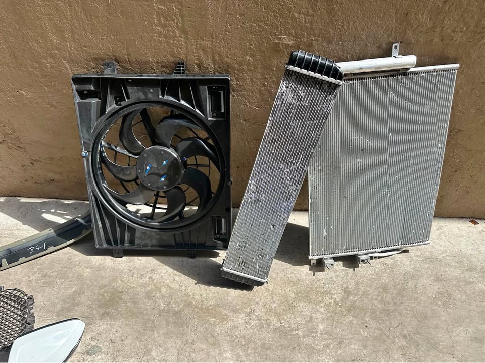 Jetour Dashing Fan Intercooler and aircon condenser - Private Seller Jetour Dashing Fan Intercooler and aircon condenser - Private Seller