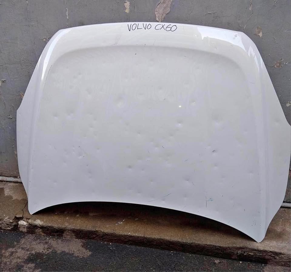 VOLVO CX60 bonnet - Private Seller VOLVO CX60 bonnet - Private Seller