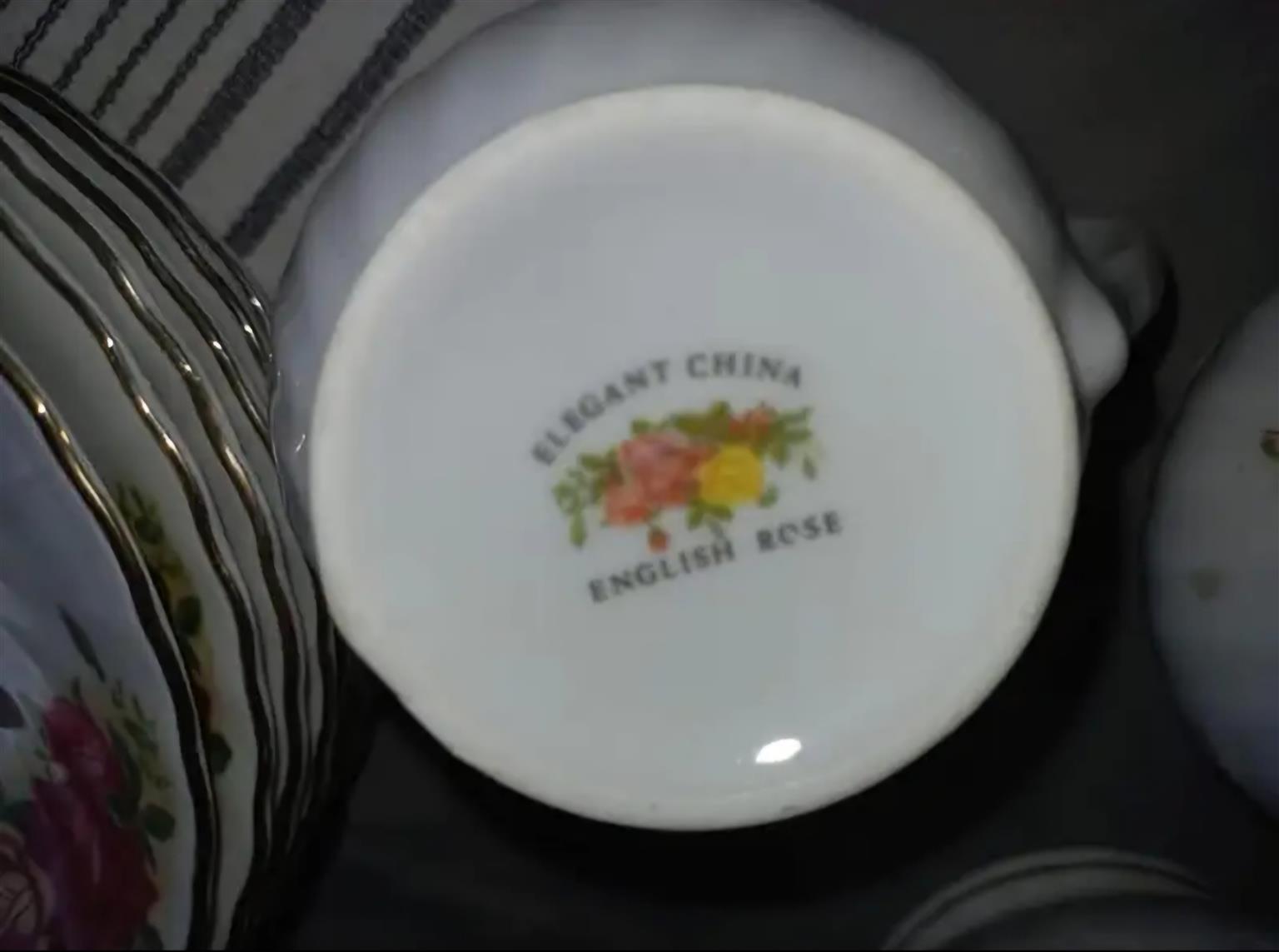 ENGLISH ROSE TEA SET