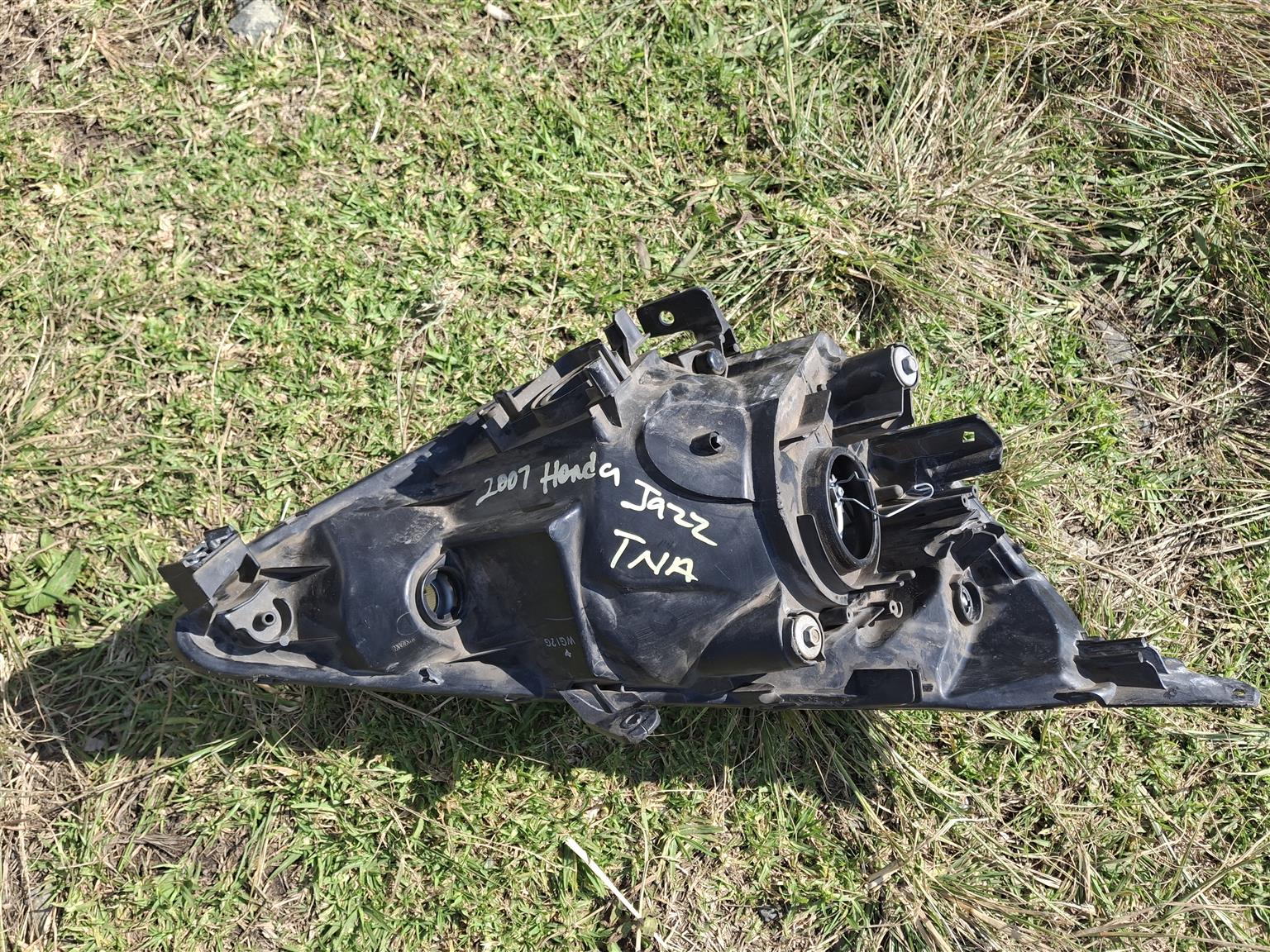 2007 Honda Jazz headlight - Private Seller 2007 Honda Jazz headlight - Private Seller