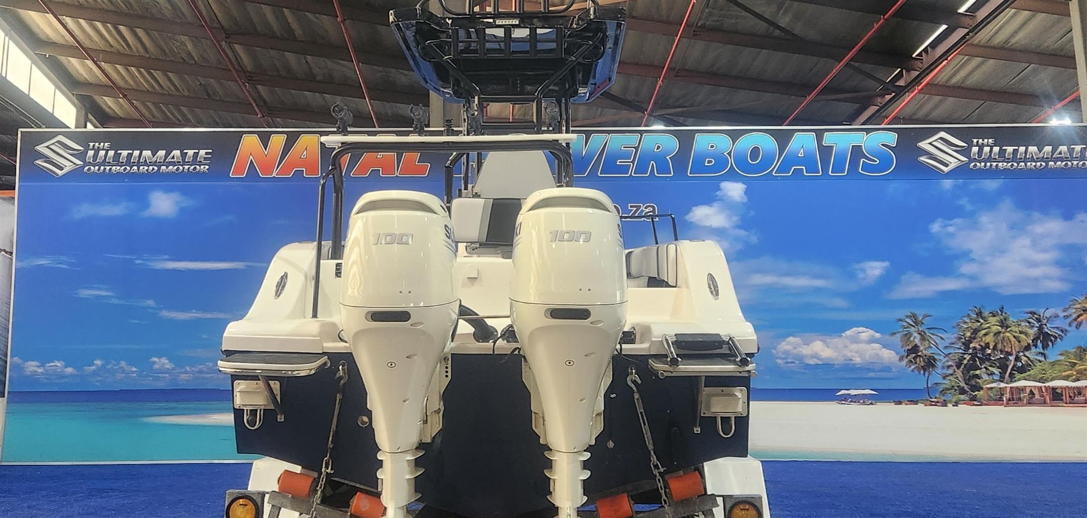 CITATION 600 CC ON TRAILER 2 X 100 HP SUZUKI 4 STROKES 2019 MODEL 60 HOURS