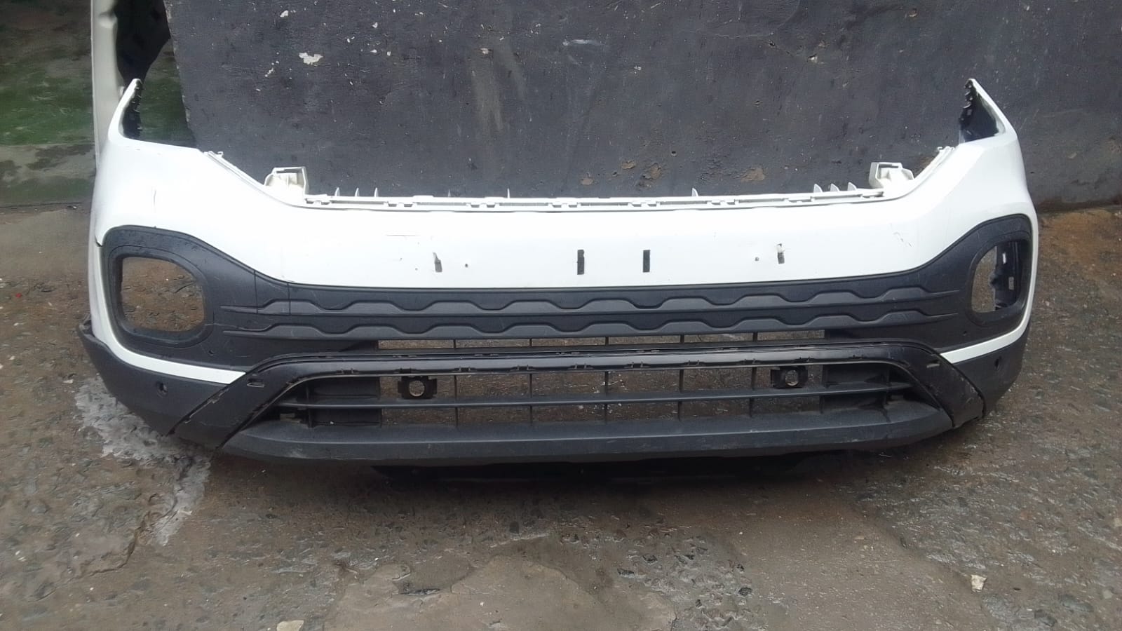 VW T-CROSS FRONT BUMPER - Private Seller VW T-CROSS FRONT BUMPER - Private Seller