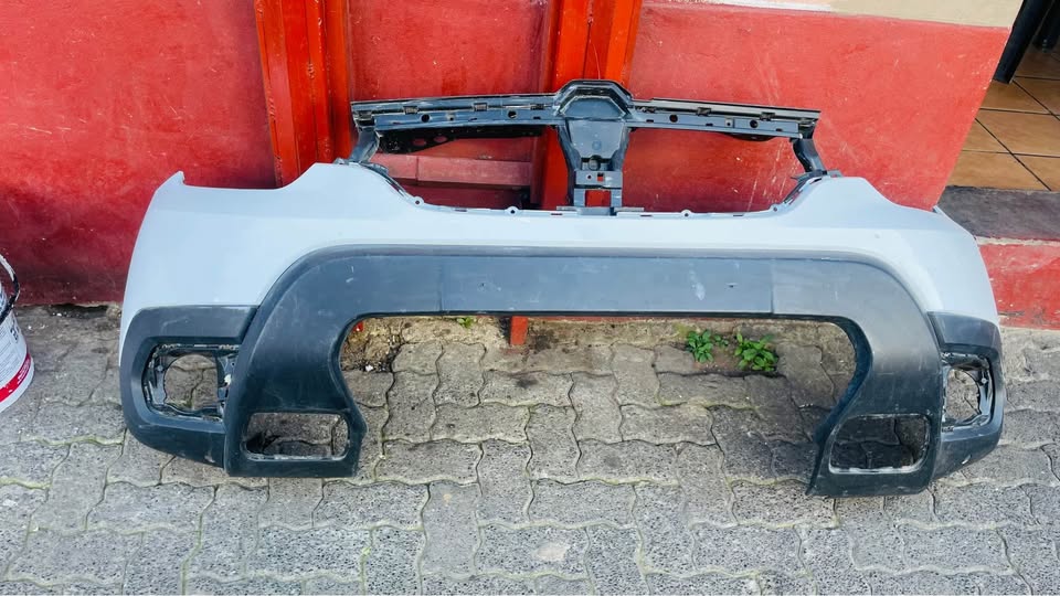 Renault Duster bumper - Private Seller Renault Duster bumper - Private Seller